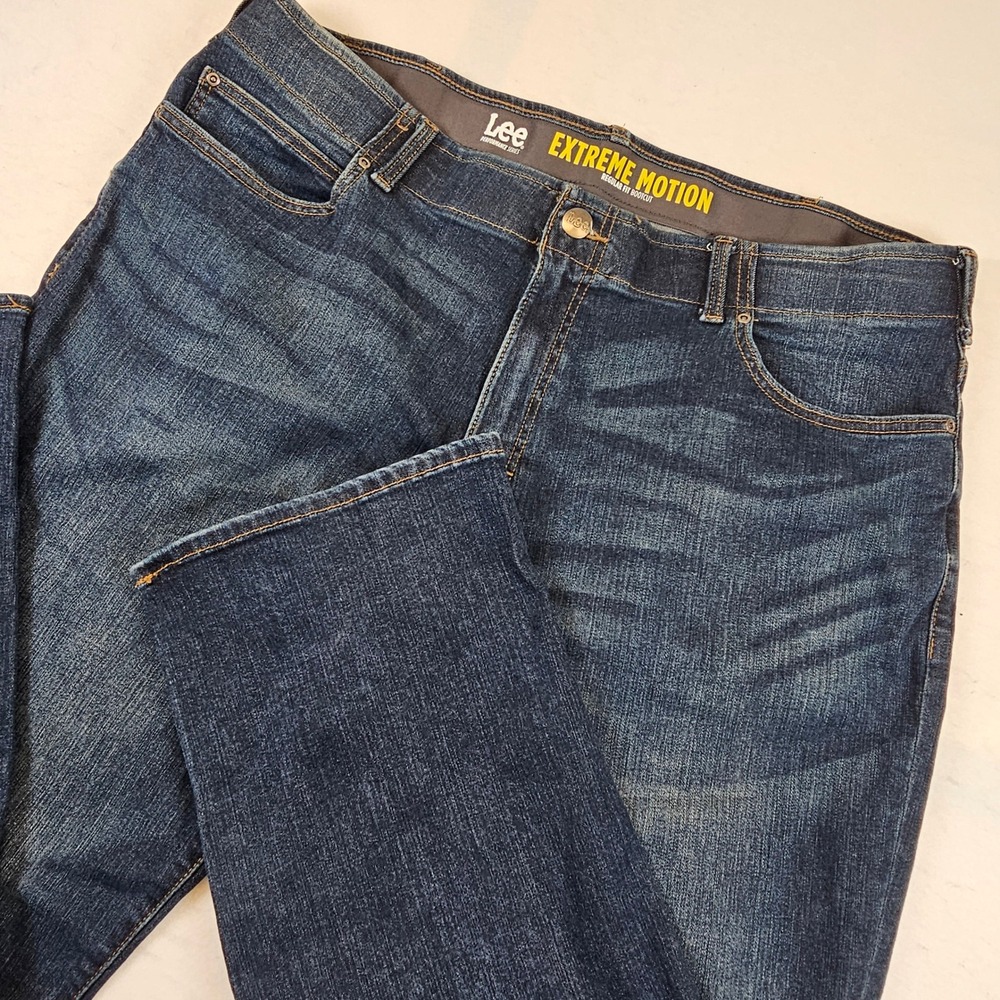 Lee Extreme Motion Regular Fit Bootcut Jeans Mens 42x32 Dark Wash Blue